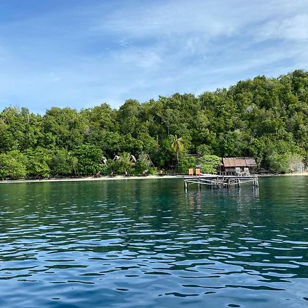 Warahnus Dive Homestay Kri エクステリア 写真
