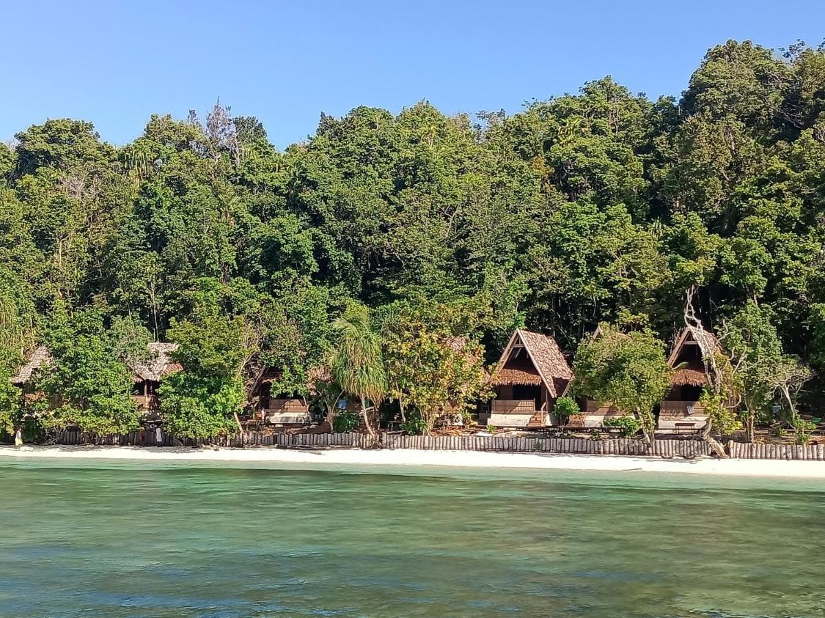 Warahnus Dive Homestay Kri エクステリア 写真