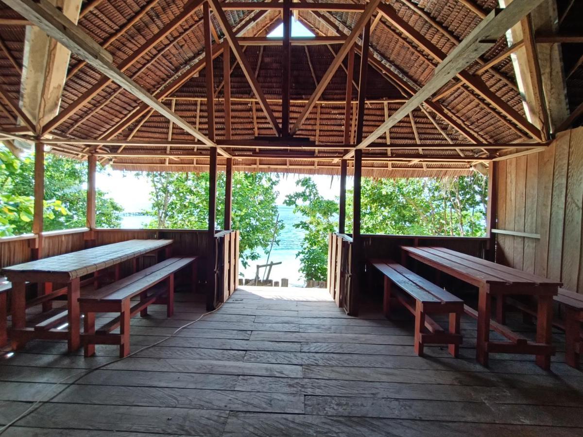 Warahnus Dive Homestay Kri エクステリア 写真