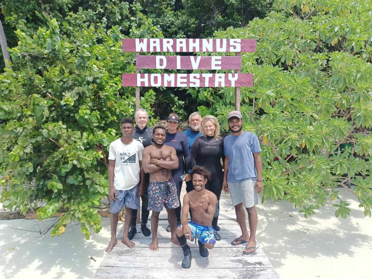 Warahnus Dive Homestay Kri エクステリア 写真