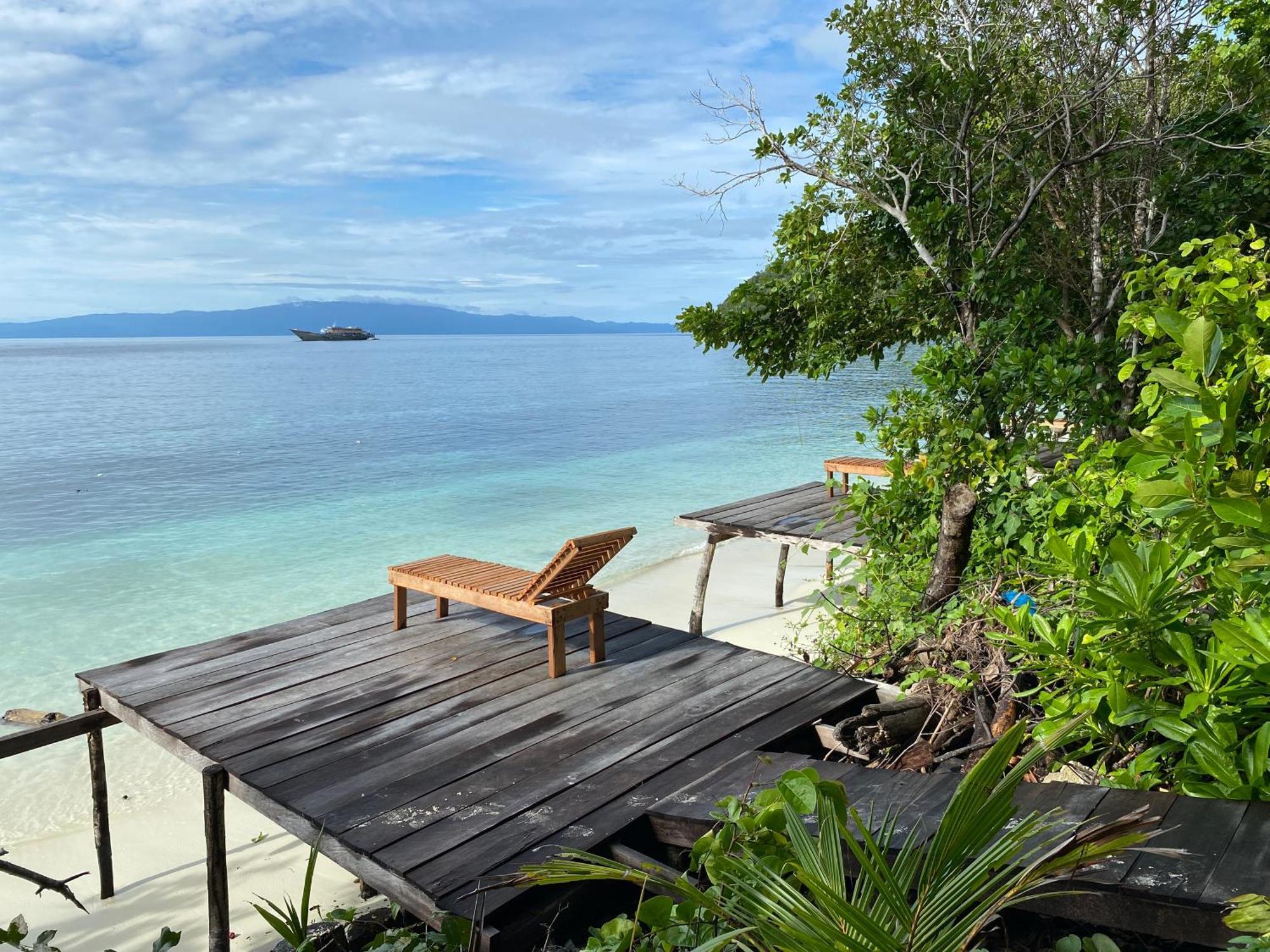 Warahnus Dive Homestay Kri エクステリア 写真